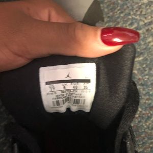 Jordan Bordeaux sneakers